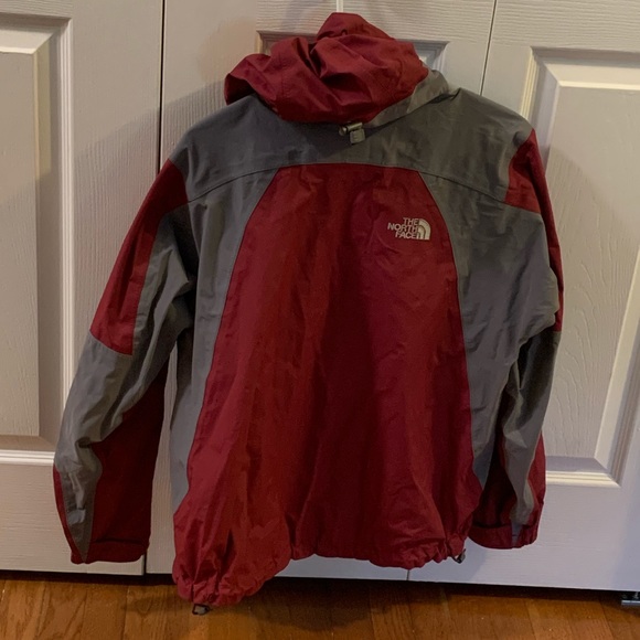 The North Face Rain Coat - Picture 7 of 7